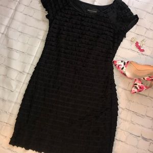 🖤Black ruffle cocktail dress 👗